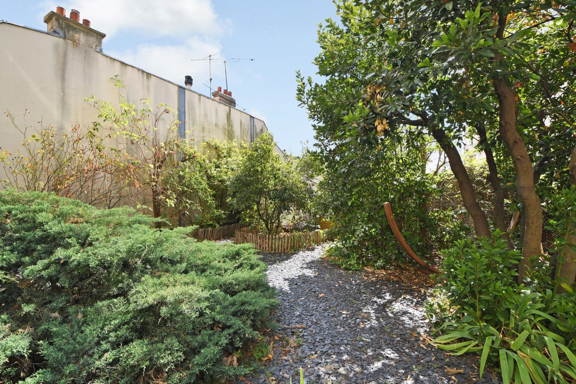 Vente Appartement 106.3 m² Paris 20 75020