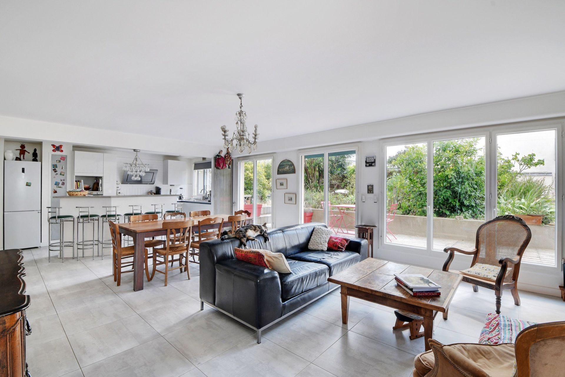 Vente Appartement 106.3 m² Paris 20 75020