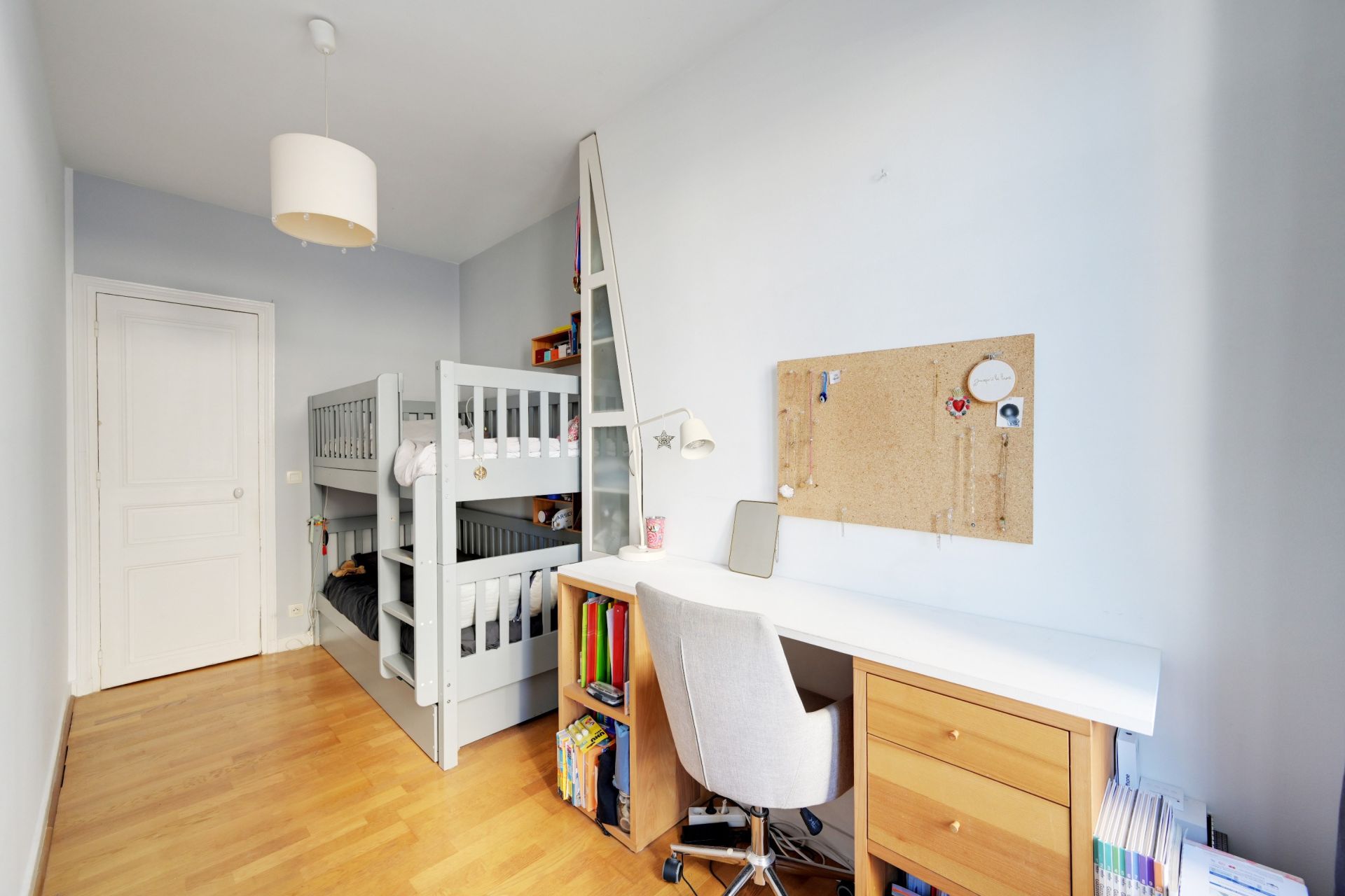 Vente Appartement 50.04&nbsp;m² Levallois-Perret 92300