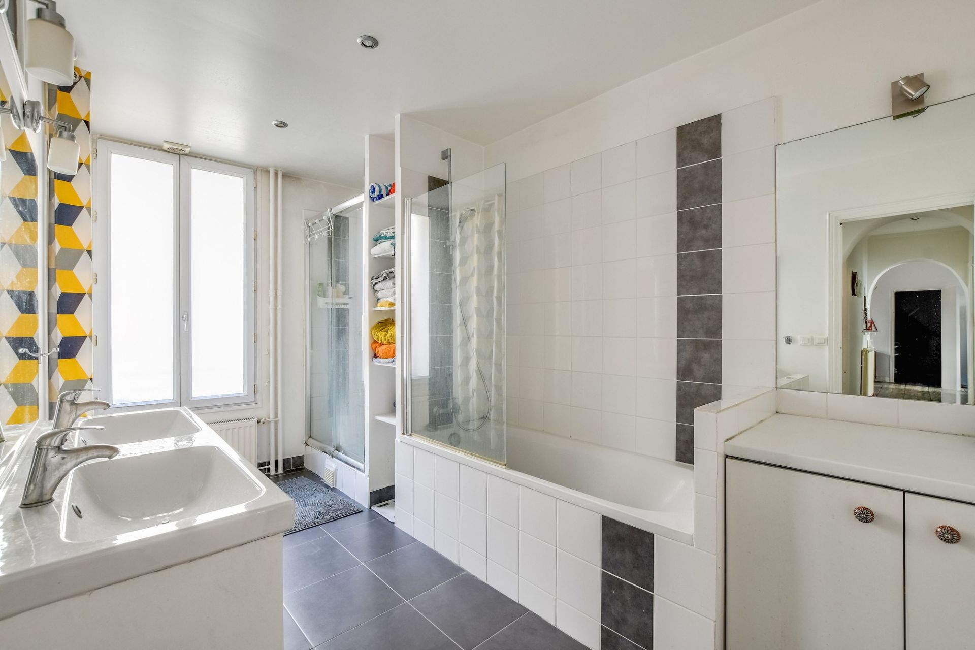 Vente Appartement 90&nbsp;m² Paris 20 75020