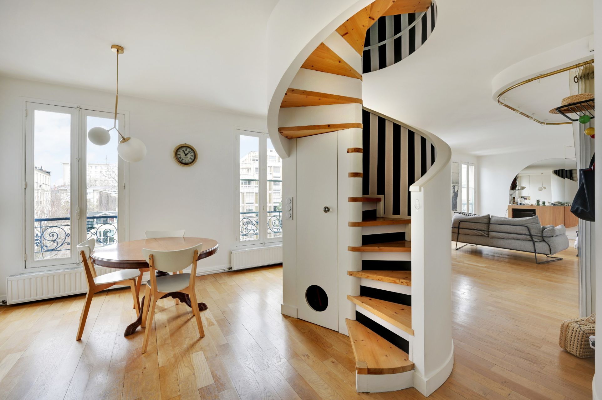 Vente Appartement 96.02&nbsp;m² Paris 19 75019