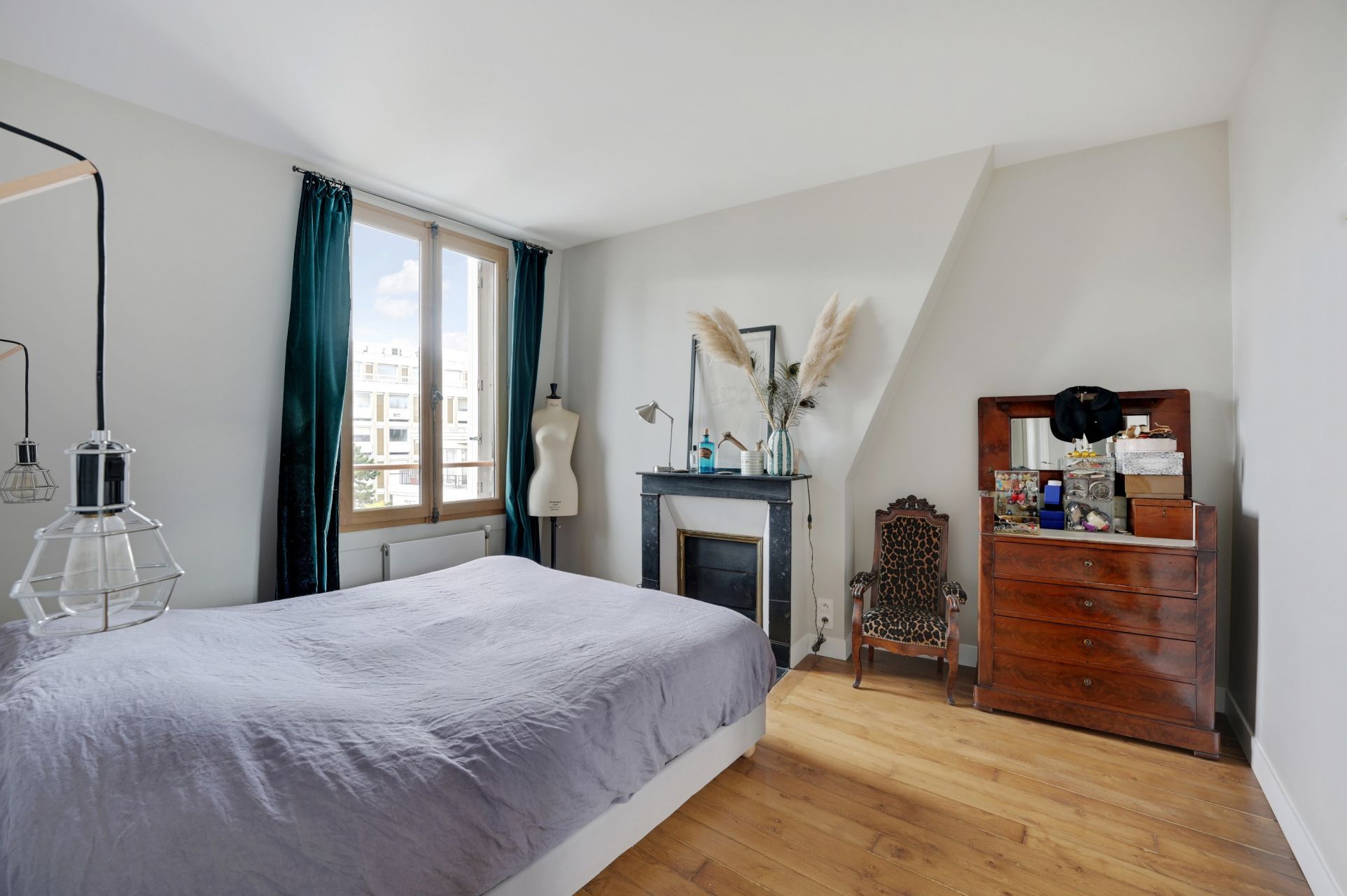 Vente Appartement 96.02&nbsp;m² Paris 19 75019