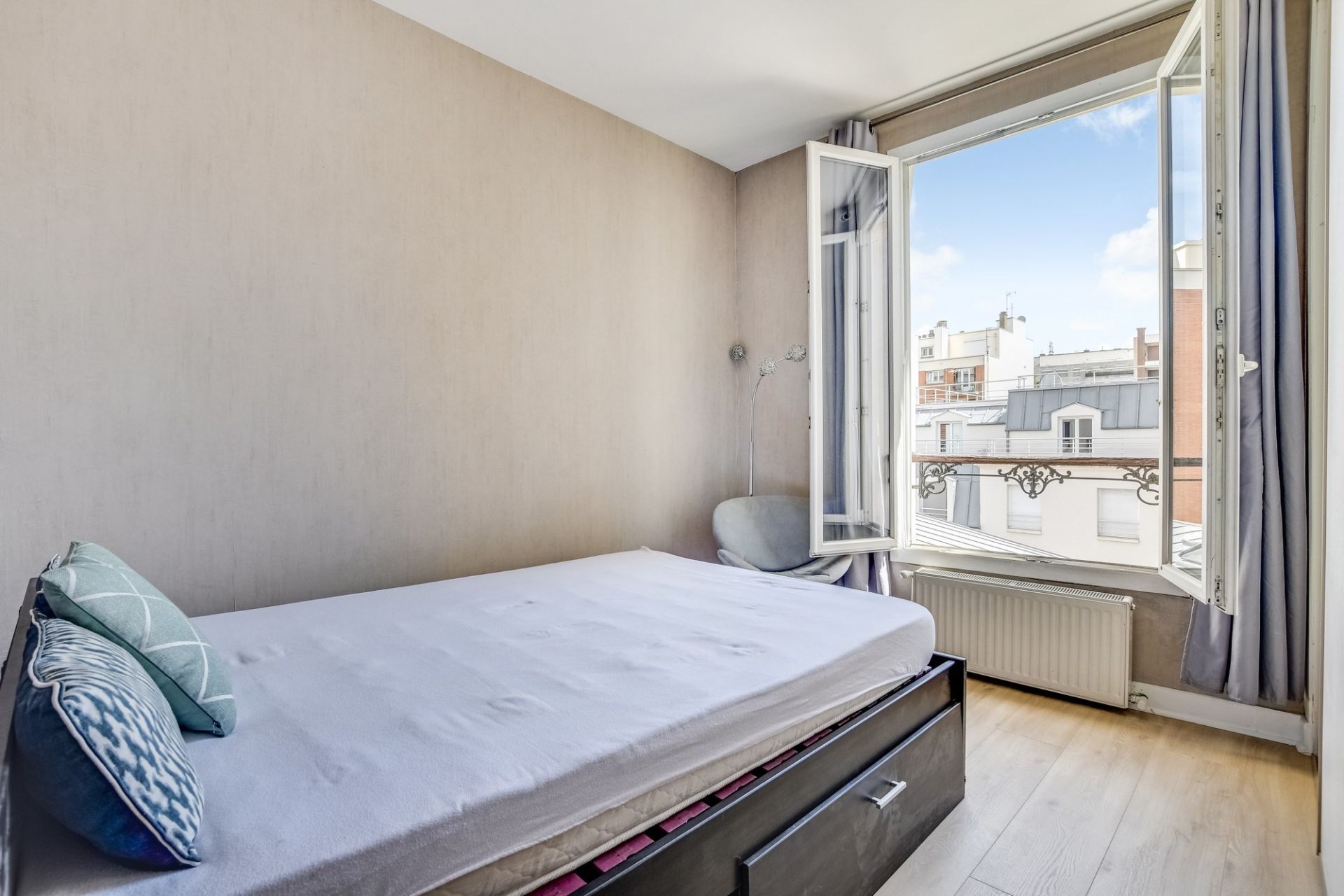 Vente Appartement 27&nbsp;m² Paris 20 75020
