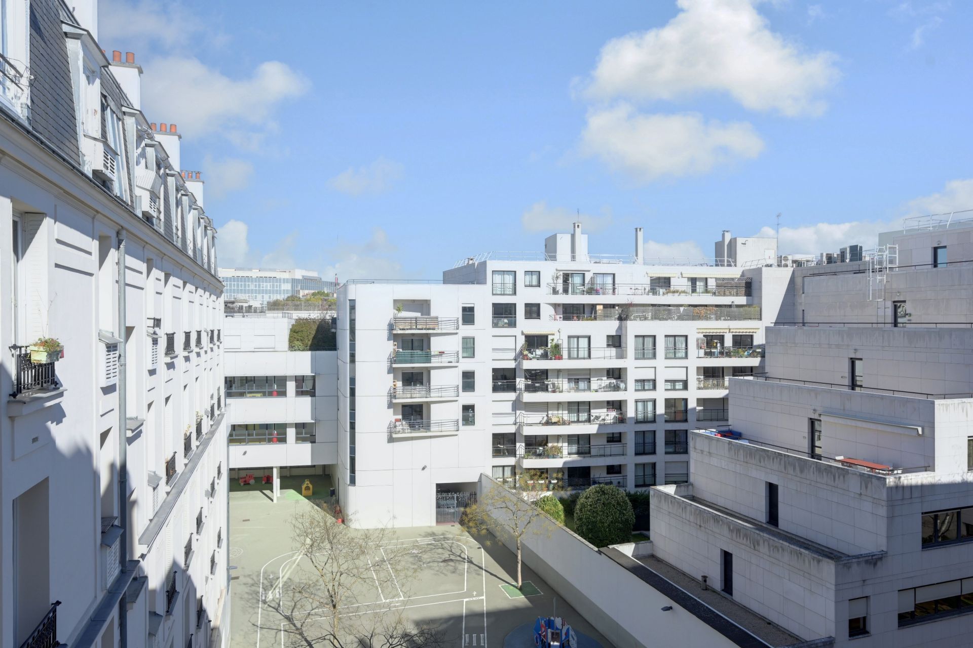 Vente Appartement 50.04&nbsp;m² Levallois-Perret 92300