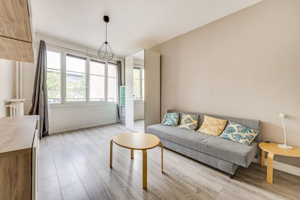 Vente Appartement 24&nbsp;m² Paris 12 75012